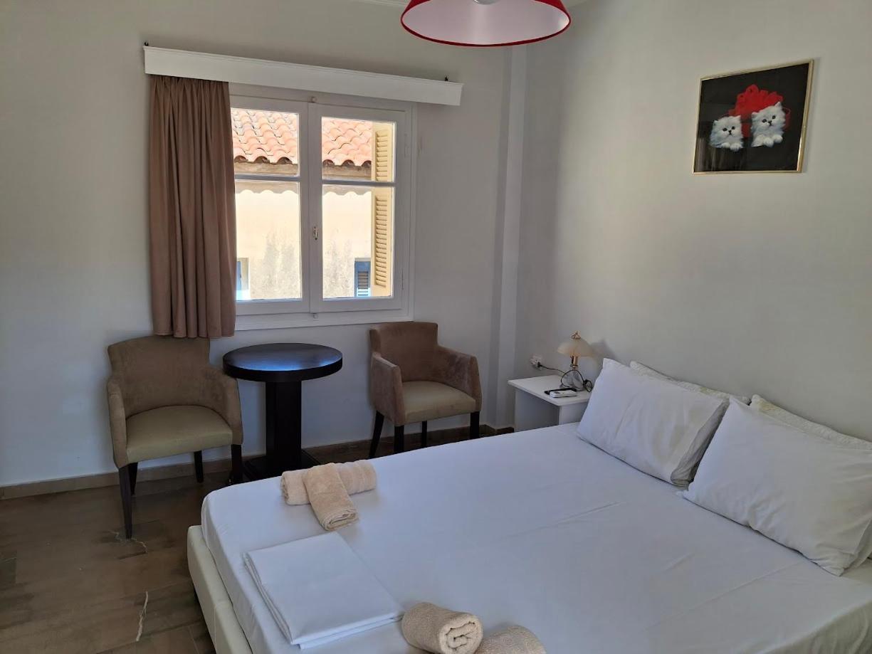 Nafpaktos Apartment And Studios In Port Zimmer foto
